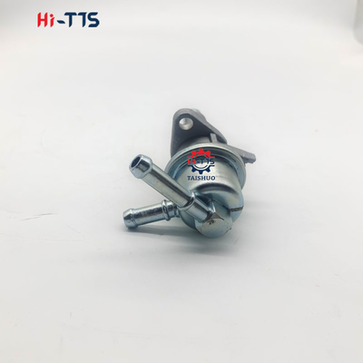 16285-52030 16241-52030 16241-52032 Pompes à carburant moteur V1305 V1505 D1105 Tracteur de pelle