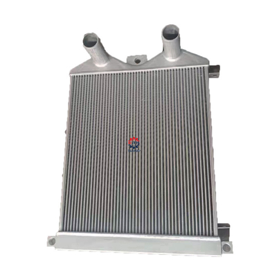 Bon prix Réservoir d'eau de Radiator 453-0607 326-3898 245-9361 E336D d'excavatrice en ligne